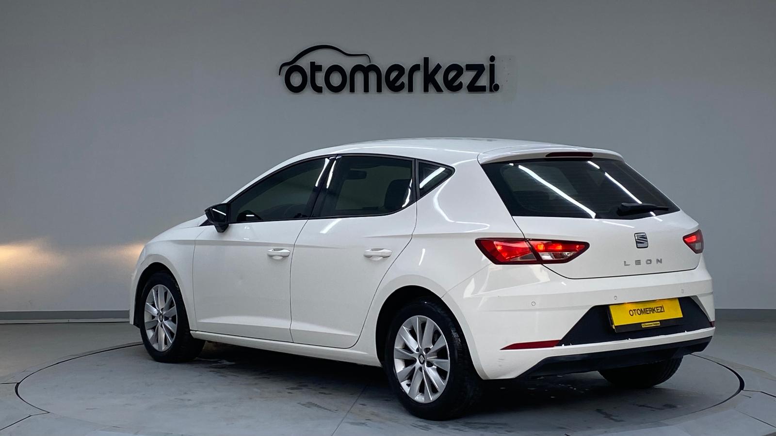 SEAT LEON 23